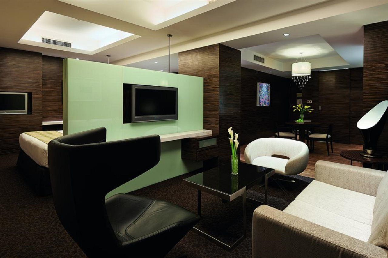 Hotel Parkroyal Collection